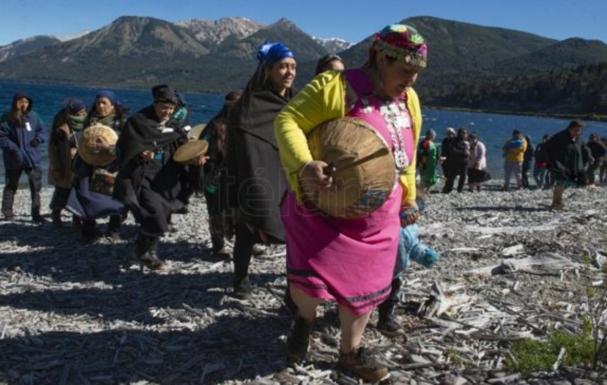Mujeres mapuches incorporan la mirada de género a sus comunidades en Río Negro