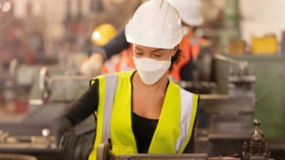 San Francisco: empresa incorporará por primera vez mujeres en puestos de producción