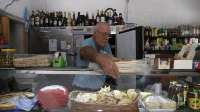 Almaceneros denuncian que recibieron listas de precios con subas de hasta 40 por ciento