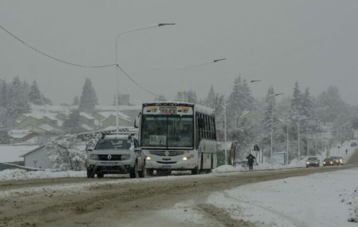 El Municipio de Bariloche incrementará el subsidio al transporte público para evitar cortes en el servicio