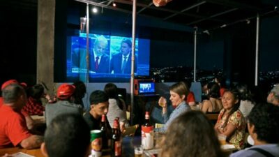 Los indecisos creen que Bolsonaro fue el peor en el debate
