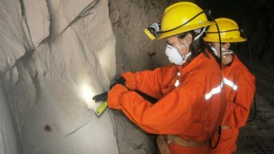 Aumentó la participación de las mujeres en el sector minero público