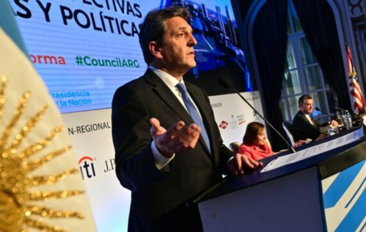 Massa adelantó que el índice de desocupación cayó al 6,7%