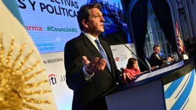 Massa adelantó que el índice de desocupación cayó al 6,7%