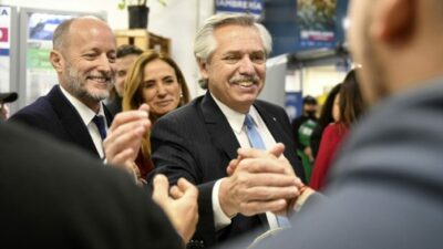 Fernández convocará a empresas y sindicatos para «alinear precios y salarios por 60 días»