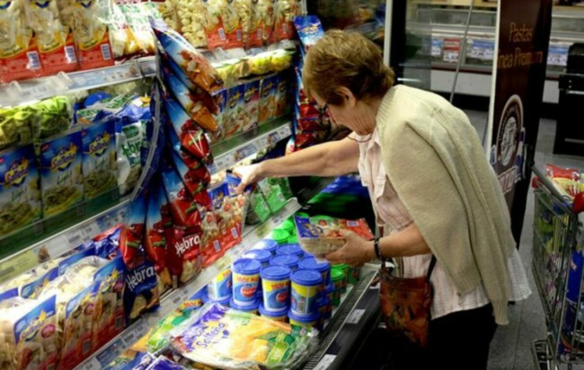 Inflación récord en julio: arrojó la cifra mensual más alta de los últimos 20 años