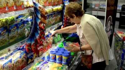Inflación récord en julio: arrojó la cifra mensual más alta de los últimos 20 años
