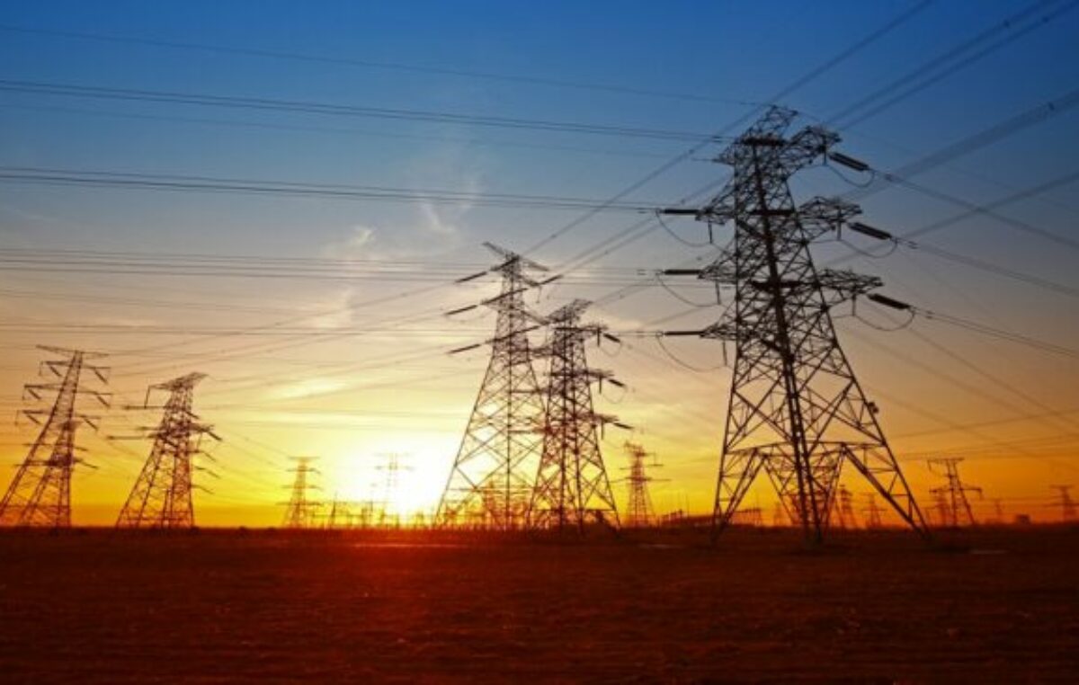 Corrientes aumentó la tarifa eléctrica más del 60% y aseguran que «es la más alta del NEA»