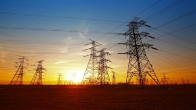 Corrientes aumentó la tarifa eléctrica más del 60% y aseguran que «es la más alta del NEA»