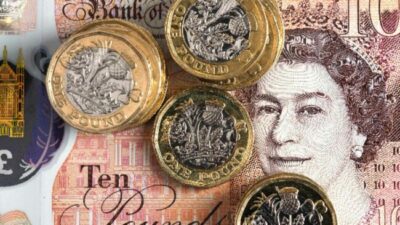 Tras tocar un mínimo histórico, se profundiza la crisis de la libra esterlina