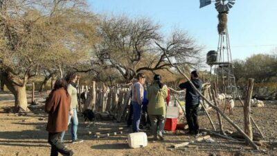 “El otro campo” realiza una caravana y feriazo con un pliego de reclamos en varias localidades cordobesas