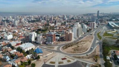La Muni de Neuquén consiguió un superávit de $3 mil millones y asegura su plan de obras