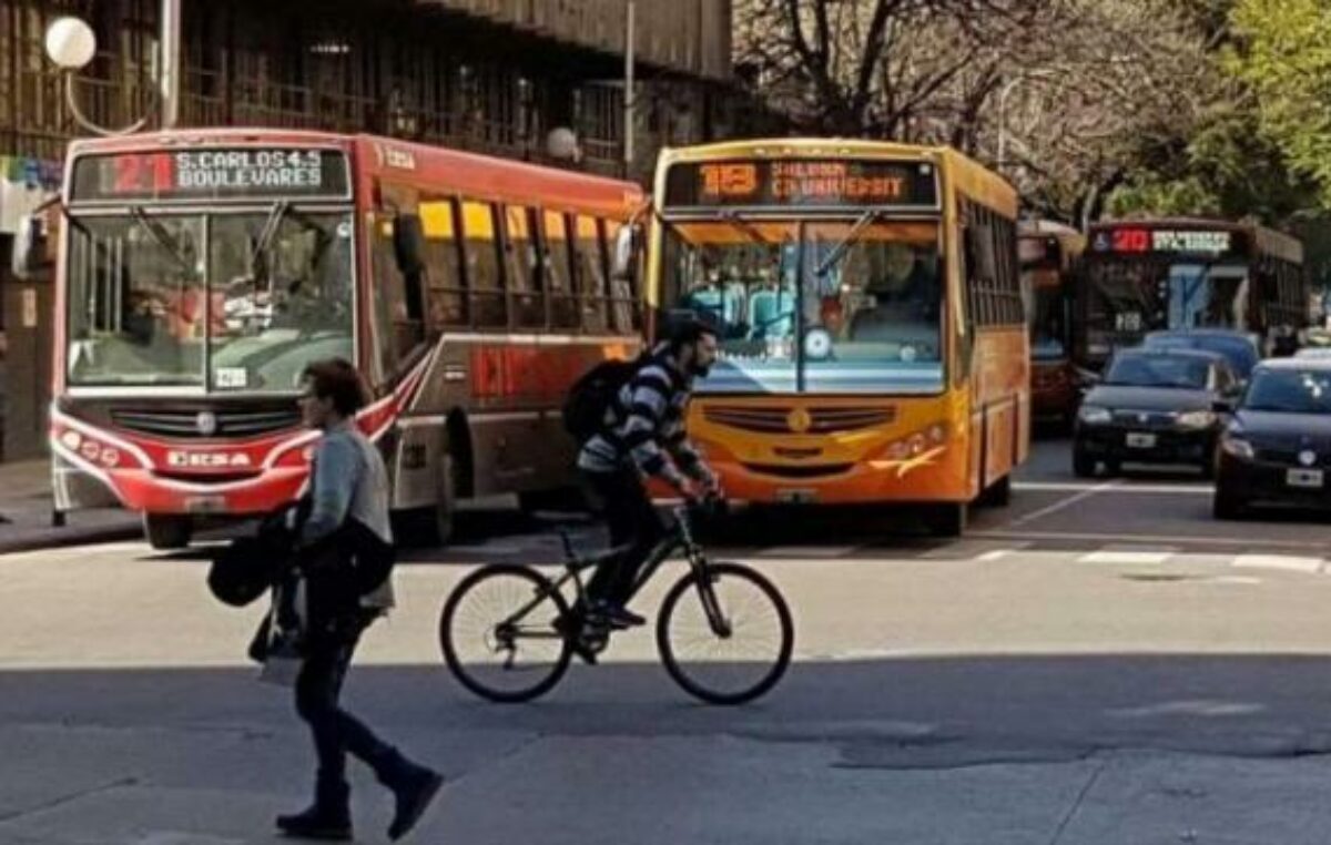 El Presupuesto 2023 vendría con una merma en los subsidios para el transporte del interior