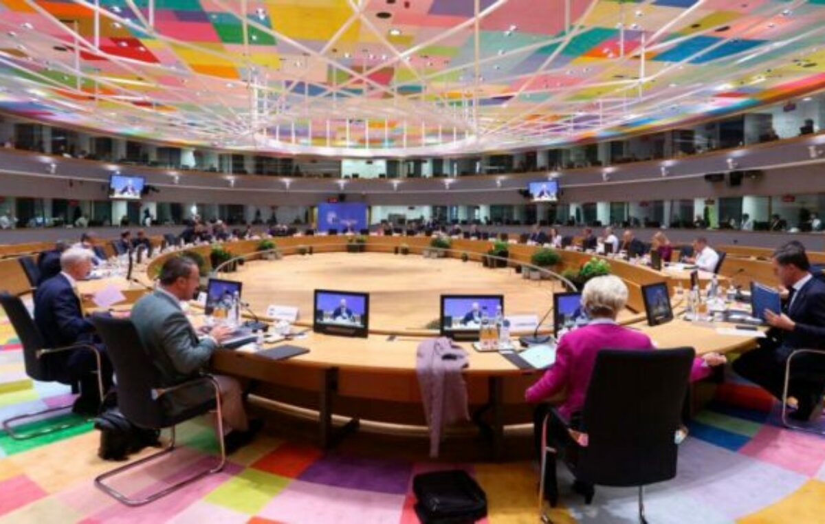La Unión Europea busca una salida conjunta a la crisis energética desatada por la guerra