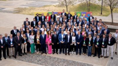 Más de 100 alcaldes del mundo debaten en Buenos Aires sobre cambio climático