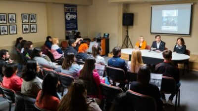 Río Gallegos: Más de 300 personas se capacitan para atender la demanda turística que se genera en la ciudad
