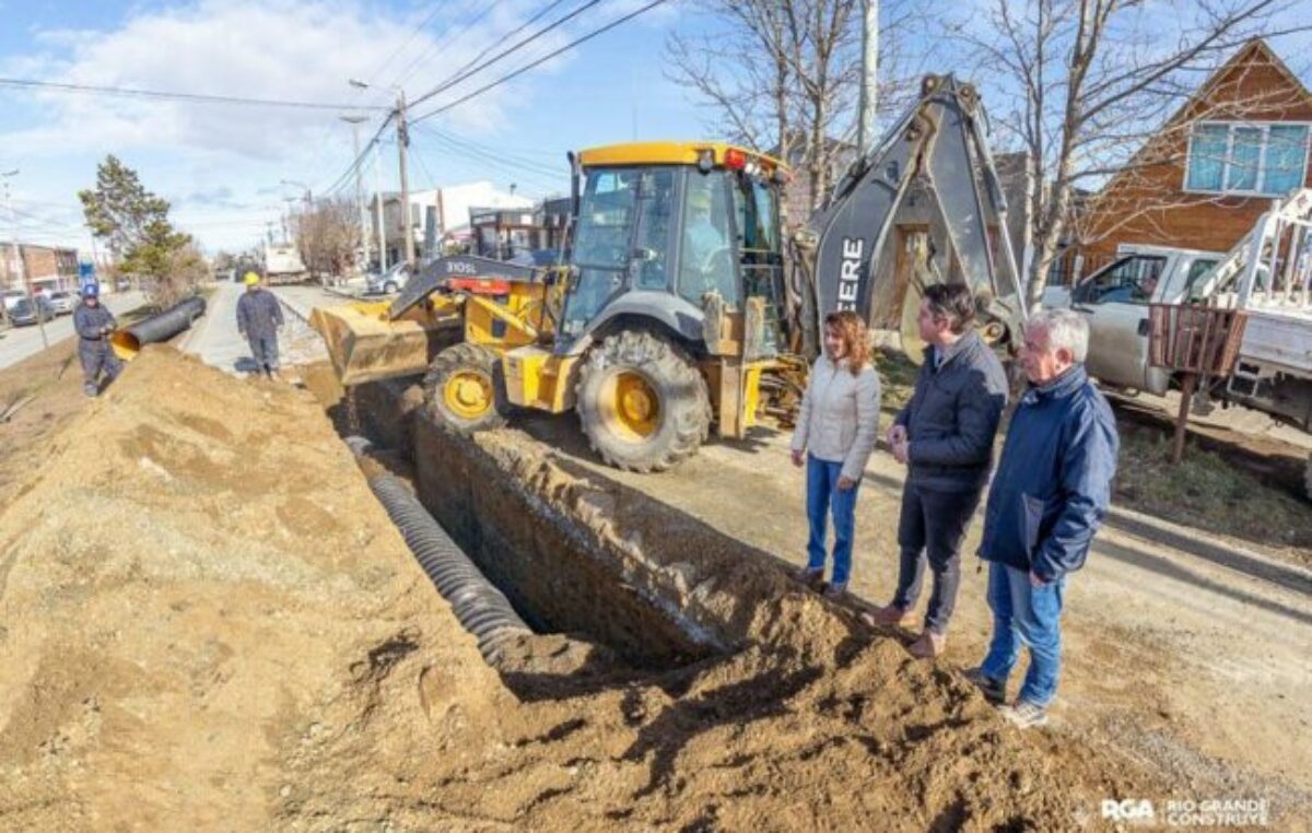 Destacan las nuevas obras cloacales en Río Grande