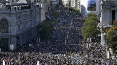 Histórica manifestación en Madrid contra los recortes en salud del Partido Popular