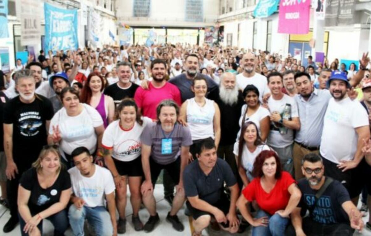Fernández destacó la creación de 1.300.000 empleos y llamó a generar «más trabajo formal»