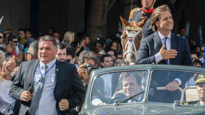 Uruguay: Una trama de corrupción internacional, extorsiones y amenazas pegadas al presidente Lacalle