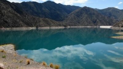 El Gobierno de Mendoza avanza con la explotación del Perilago de Potrerillos