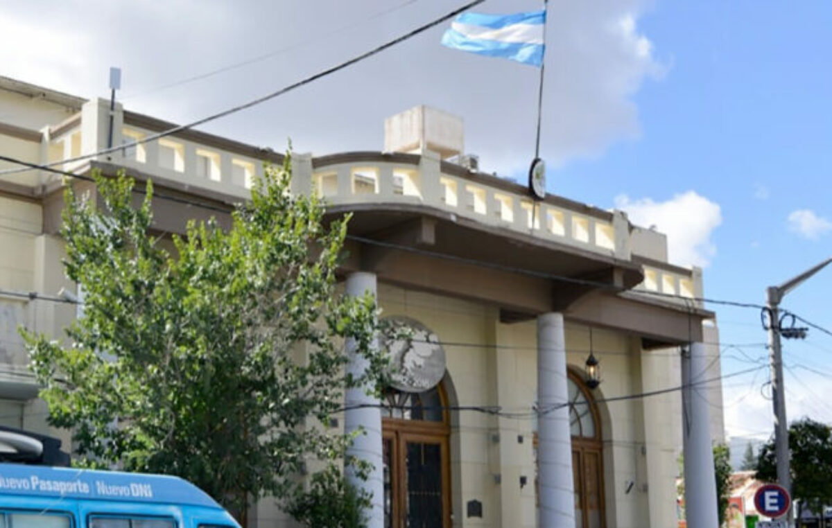 Trelew: Gremios piden saber la cantidad de empleados municipales: además de Planta, Contratados, Planes y Becarios