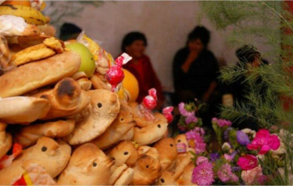 Con ofrendas, rezos y altares, los jujeños recibirán a sus difuntos