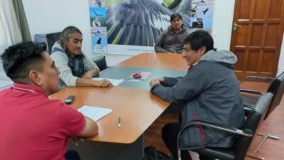 Trabajadores municipales de 28 de Noviembre acuerdan incrementos con el Ejecutivo Municipal