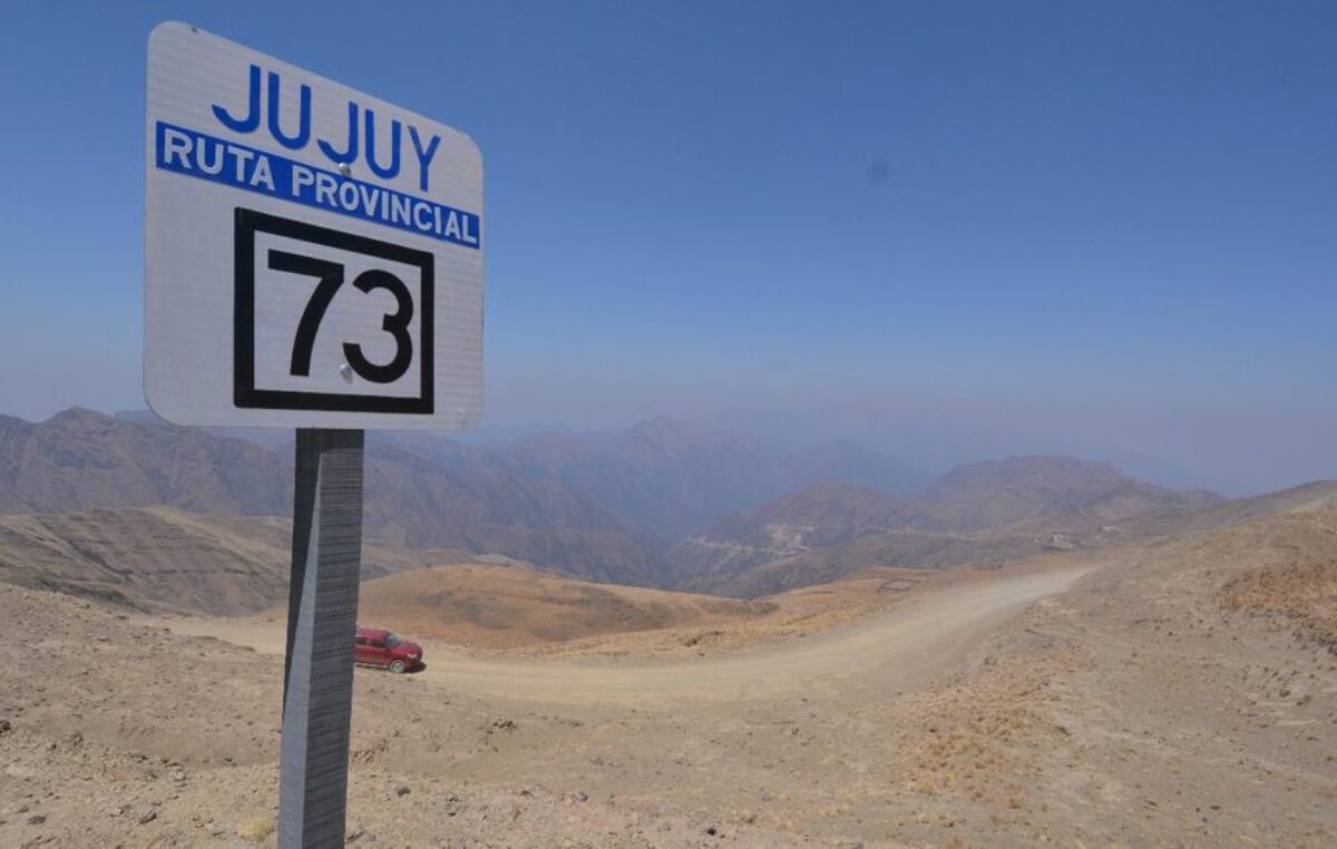 Una ruta que une la belleza de los cerros y el aroma de la selva