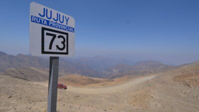 Una ruta que une la belleza de los cerros y el aroma de la selva
