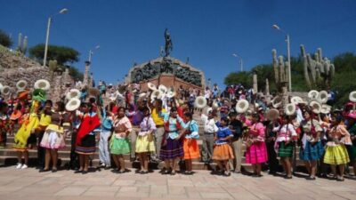 El «Alborozo Humahuaqueño», con una colorida agenda