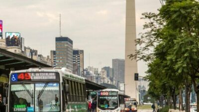 Colectivos porteños: el traspaso podría hacerse en abril