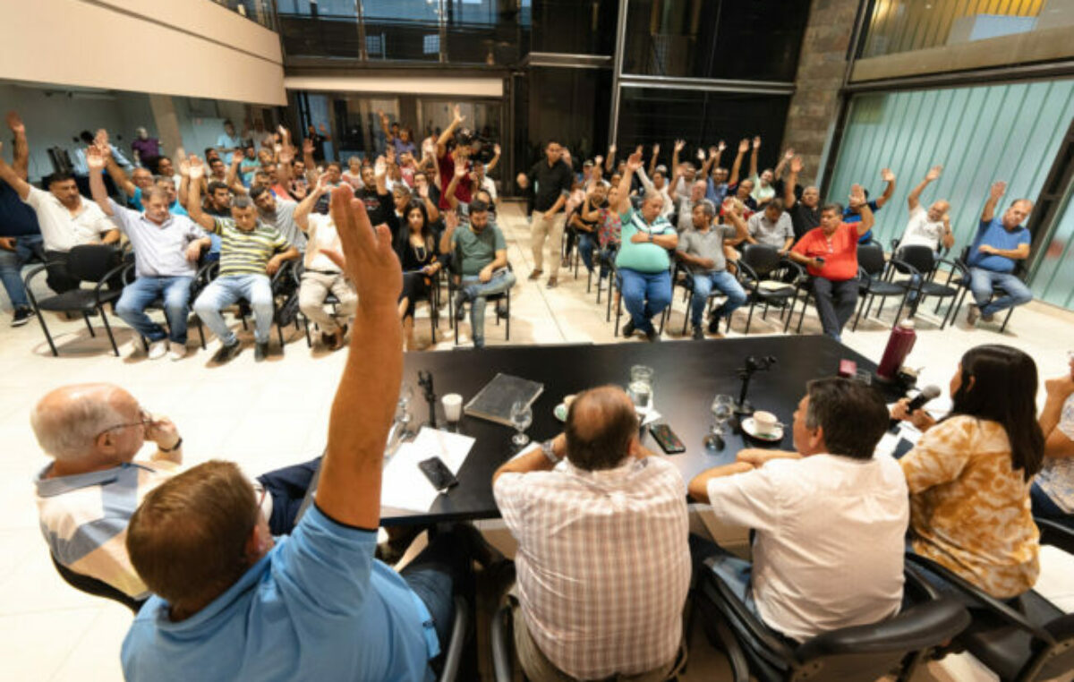 El Plenario ratificó las negociaciones en curso de la Mesa Paritaria Municipal