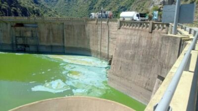 ¿Por qué Carlos Paz no puede hacerse cargo de las cloacas?