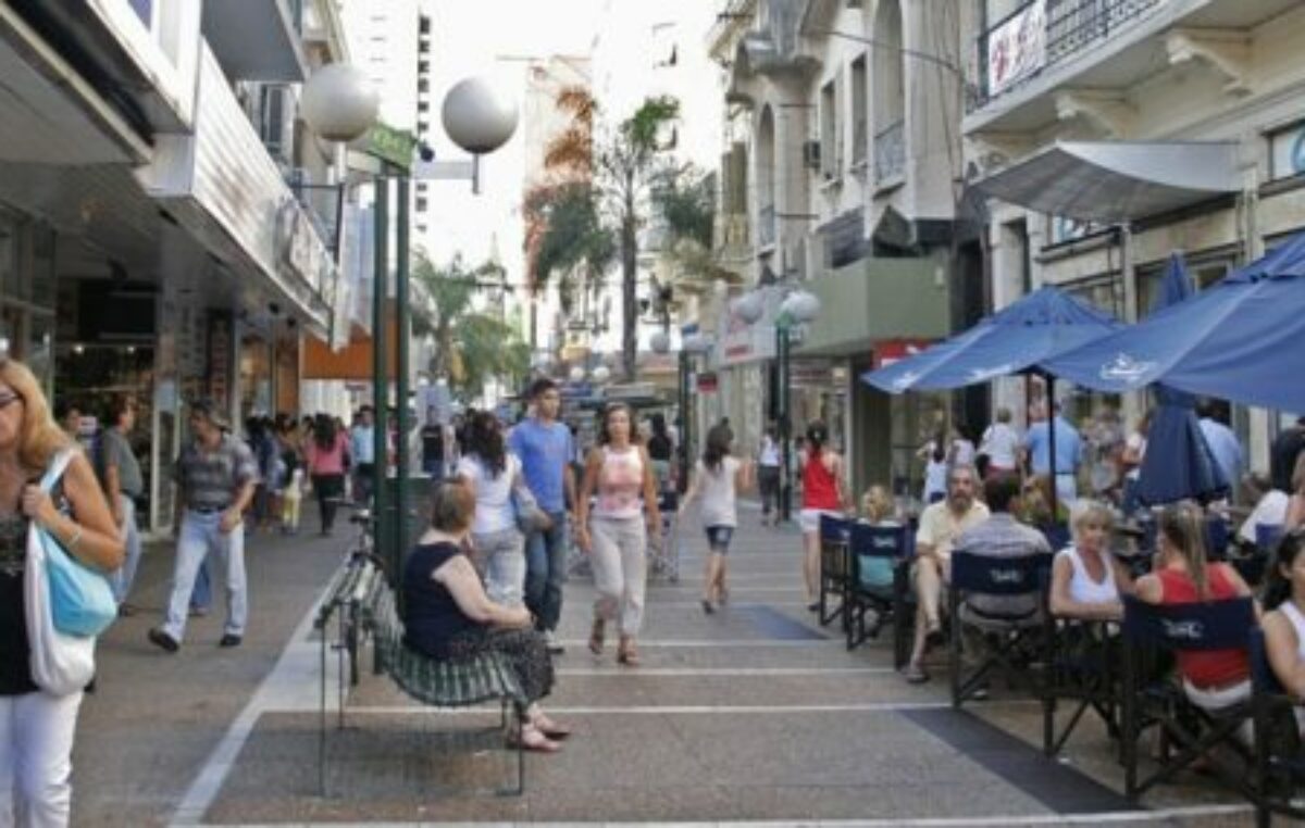 Más del 60% de los comercios de Santa Fe cree que sus ventas aumentarán, pero el 88% no sumará empleados