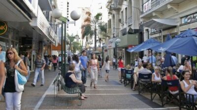 Más del 60% de los comercios de Santa Fe cree que sus ventas aumentarán, pero el 88% no sumará empleados