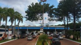 Puerto Iguazú registra un gran flujo de compradores brasileros y paraguayos que se benefician con el tipo de cambio