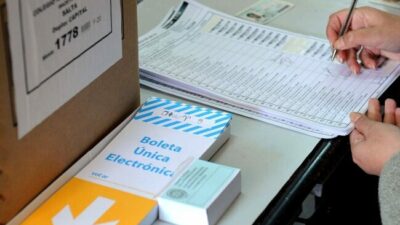 Son 12 los candidatos a Gobernador y más de 12 mil los candidatos a otros cargos para las elecciones de mayo en Salta