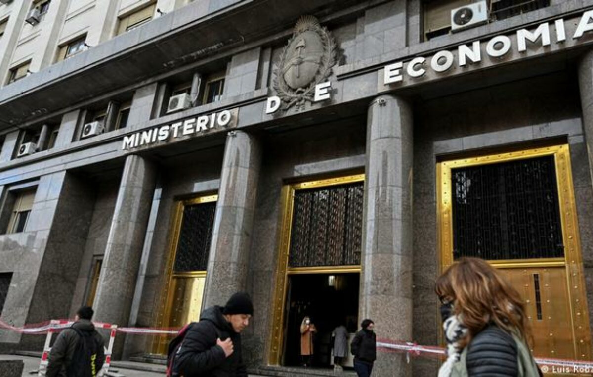 Cuál es la razón de una inflación tan elevada durante tantos años