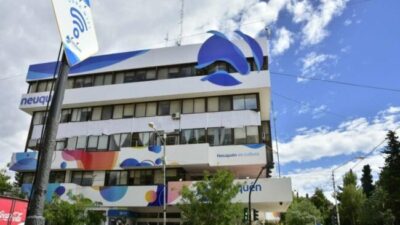 La Muni de Neuquén suspende la designación de personal hasta fin de año