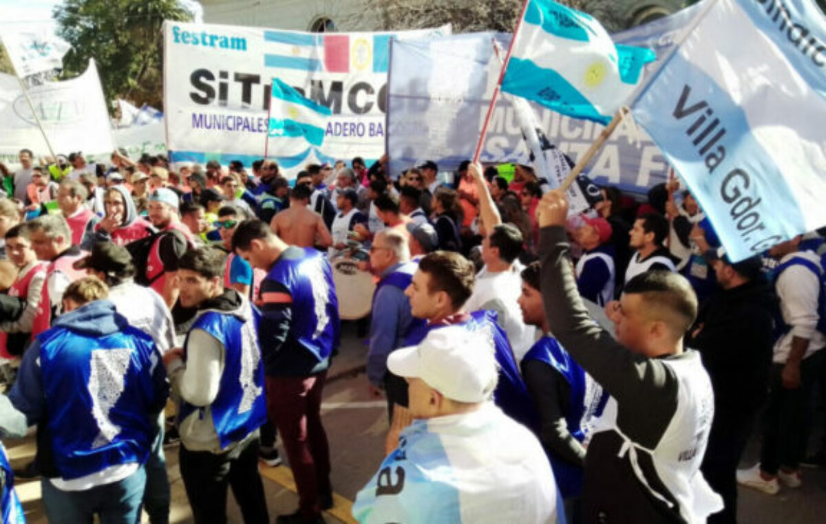 Por aumento en las Asignaciones y la situación del IAPOS: Jornadas de Paro y Movilizaciones en Santa Fe