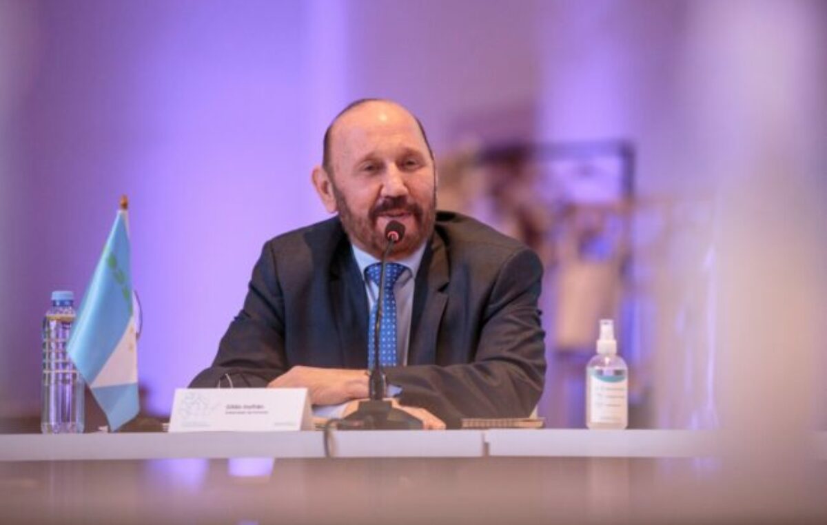 Insfrán se planta: fue oficializado por el PJ y buscará su octavo mandato