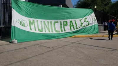 Empleados municipales de Salta continuarán con el paro buscando mejoras salariales