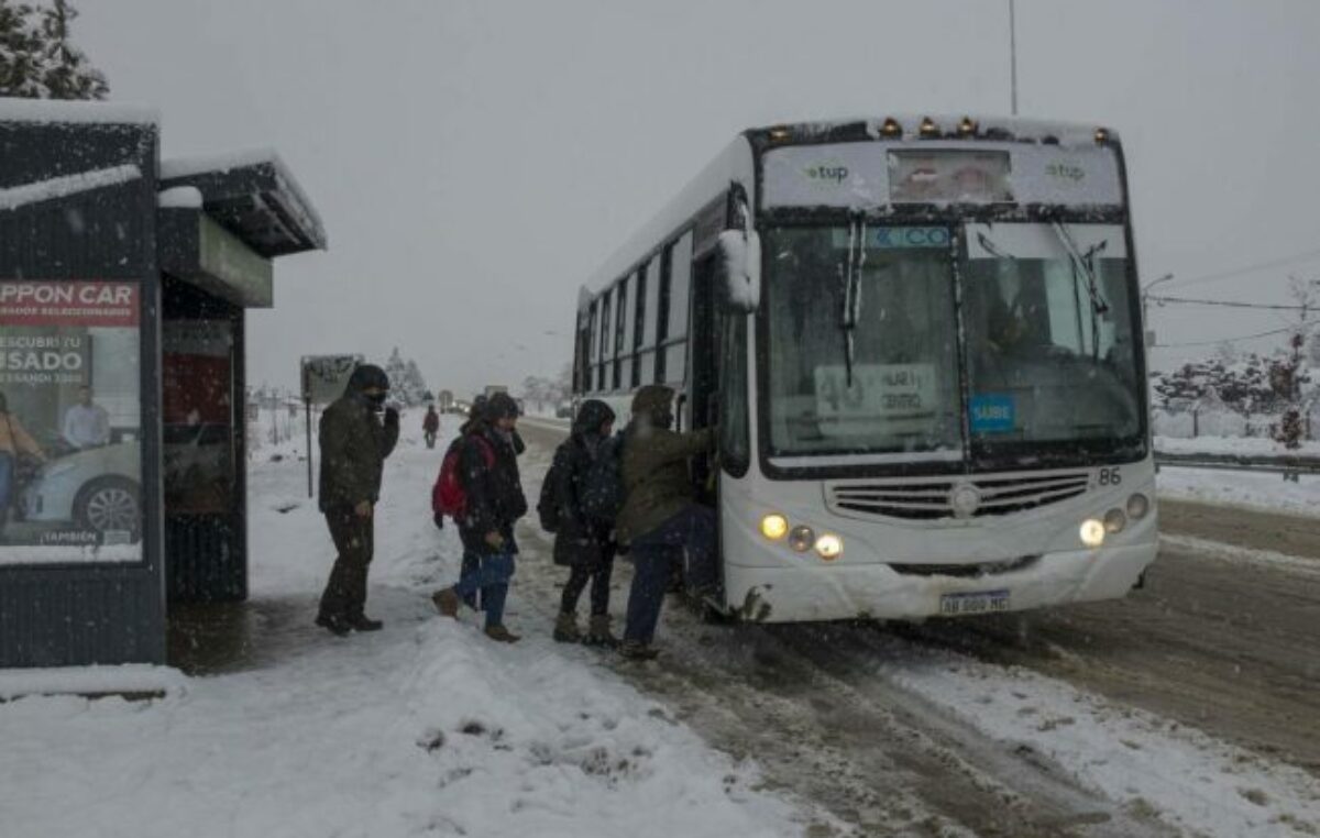 Bariloche: Sube el colectivo a 158 pesos: «No queda más remedio», dijo el Municipio