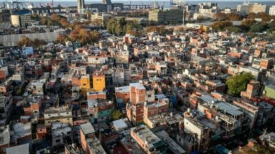 UCA: Cae la indigencia y aumenta la pobreza en 2022