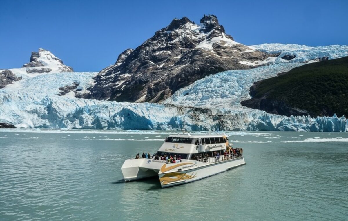 El glaciar Upsala, la gran muralla de hielo