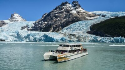 El glaciar Upsala, la gran muralla de hielo
