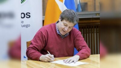 Aumentó al 53% la retracción del salario del Gobernador de Tierra del Fuego