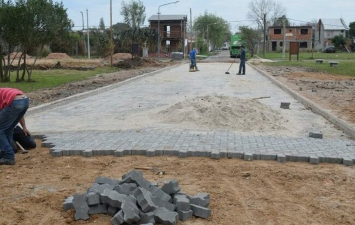 El 100% de las obras que se realizan en Gualeguaychú con recursos propios son hechas por cooperativas