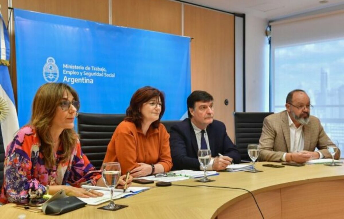 Un salario mínimo, cada vez más mínimo